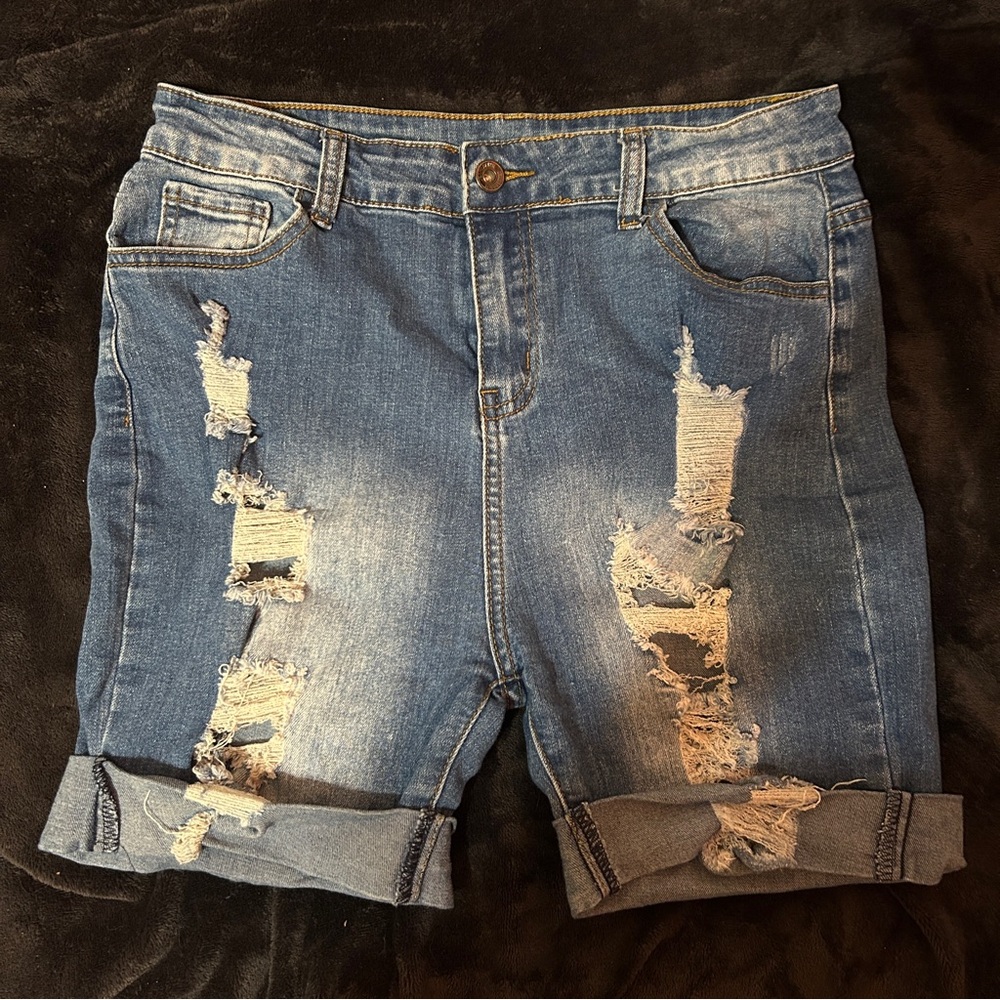 size 8 long ripped cuffed denim shorts